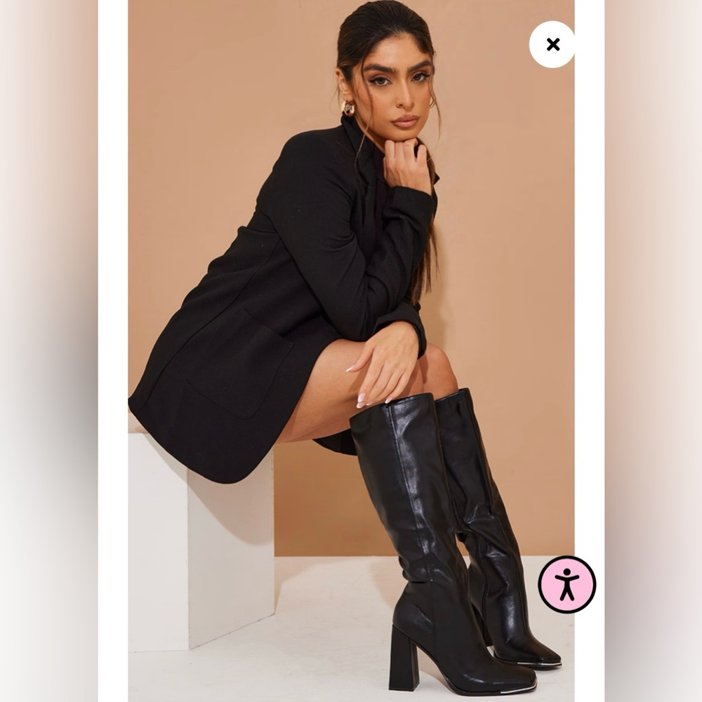 BLACK KNEE BOOTS